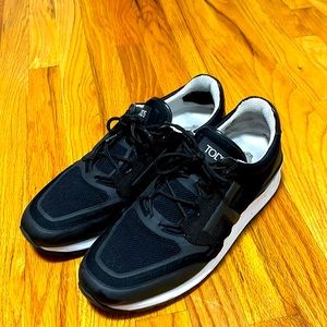 Men’s Tods sneakers black size- Men’s size 10 comfort Tods sneaker